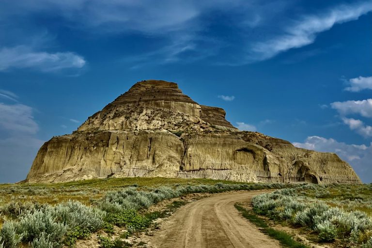 Big Muddy Badlands Saskatchewan- Hidden Gems, Outlaws, and Sacred Sites