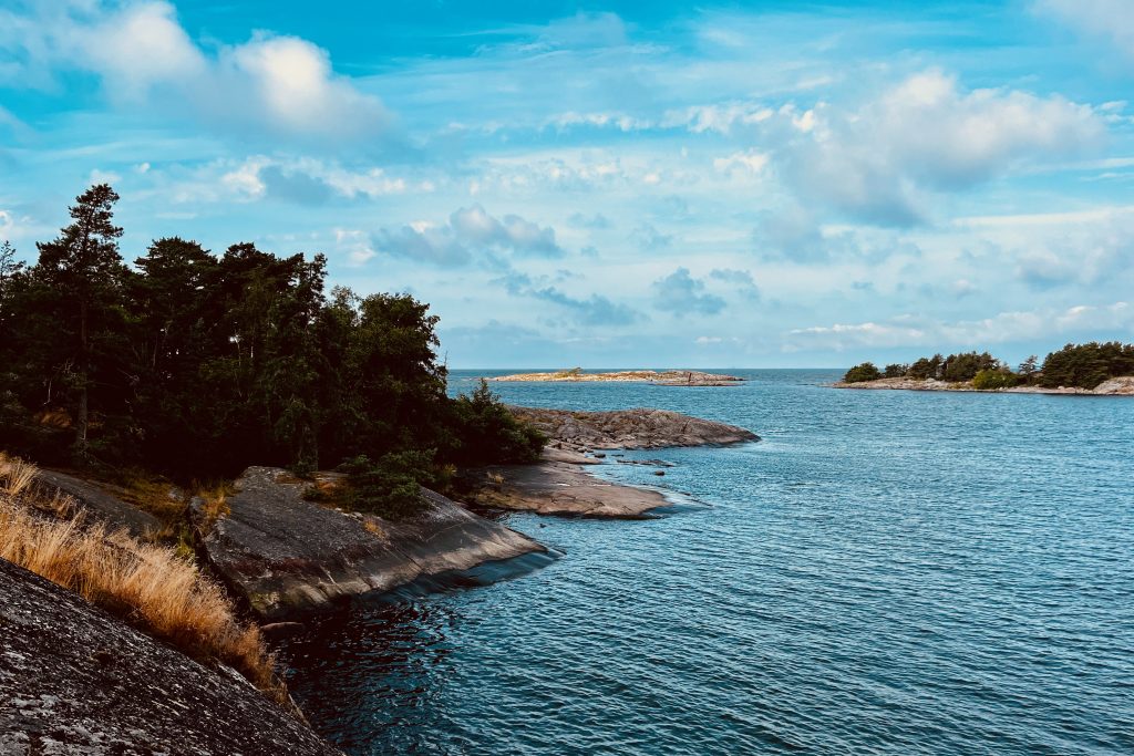 View of the Porkkalanniemi rocky shoreline
